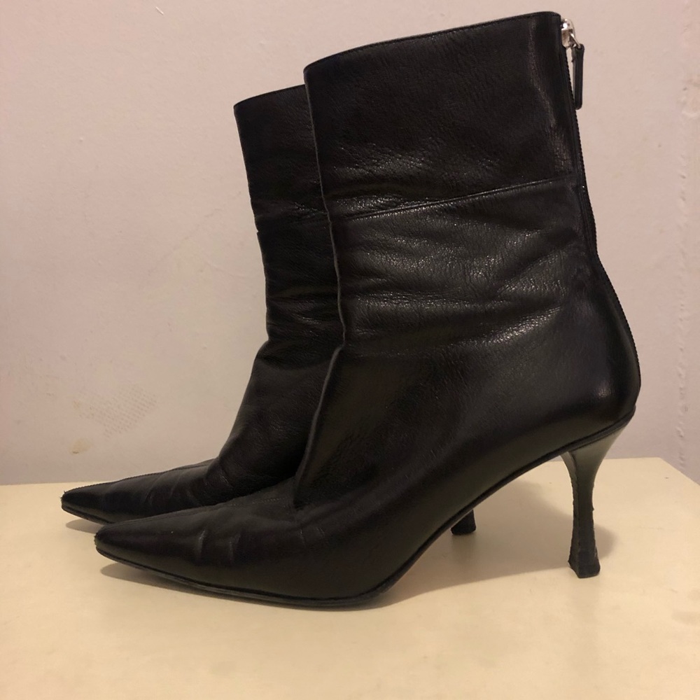 GUCCI Pointed Toe Heeled Ankle Boots